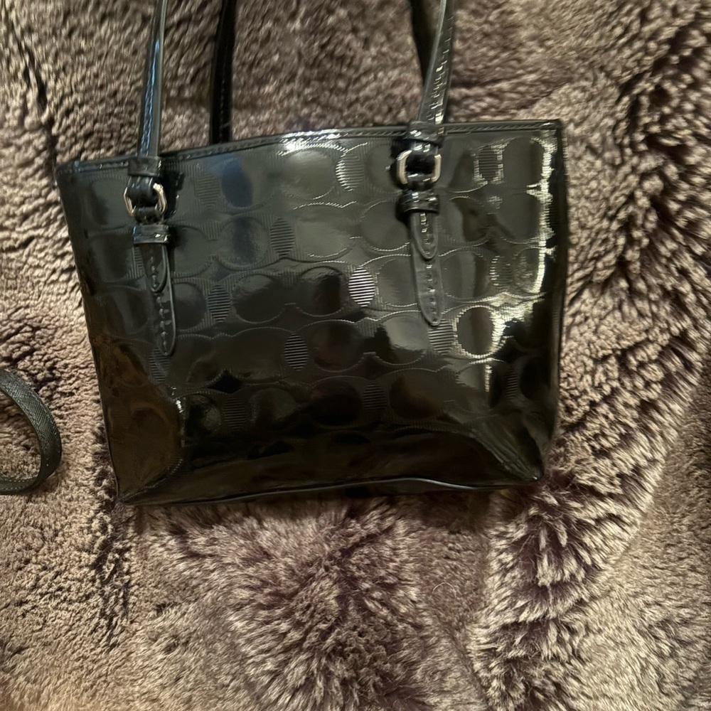 Coach Black Patent petite tote - Picture 3 of 13